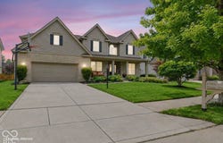 12085 Biddle Dr, Fishers, IN 46037