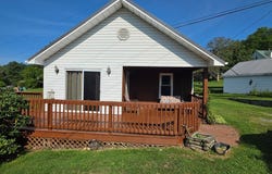 23 Windytown Rd, Fries, VA 24330