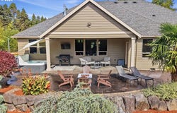 21860 SE EDWARD Dr, Damascus, OR 97089