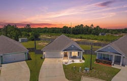 5797 Conley Ct, Pace, FL 32571