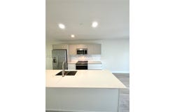 2555 NE 193rd St, Miami, FL 33180