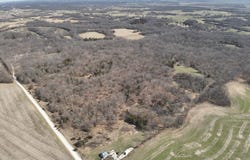 Obryan Ave, Keytesville, MO 65261