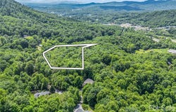 21 Wits End Trail, Swannanoa, NC 28778