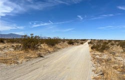 2 Sandstone Road, Phelan, CA 92301