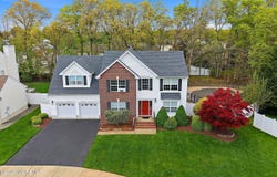 21 Rutgers Drive, Howell, NJ 07731