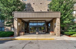 6340 Americana Drive, Willowbrook, IL 60527