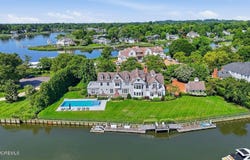 13 Rivers Edge Drive, Rumson, NJ 07760