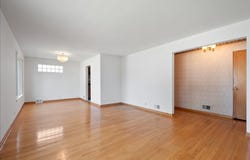 8449 N St. Louis Avenue, Skokie, IL 60076