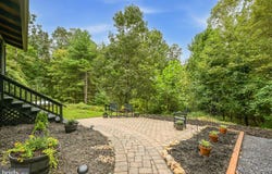 628 KERNS MOUNTAIN Lane, NEW MARKET, VA 22844