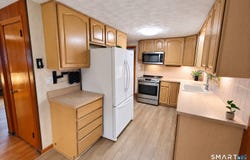 3 Sun Street, Enfield, CT 06082