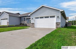 2708 Viking Circle, Blair, NE 68008