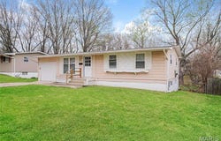 9411 Farley, Kansas City, MO 64138