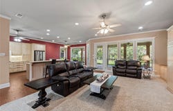 10776 Legg Dr, Kemp, TX 75143