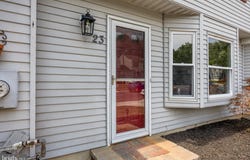 23 BLUE JAY Drive, CLEMENTON, NJ 08021
