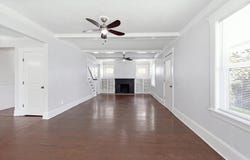 14 Saint Elmo Rd, Worcester, MA 01602