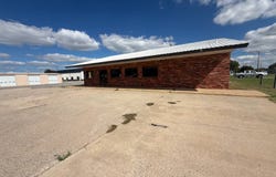 106 S Main St, Seiling, OK 73663