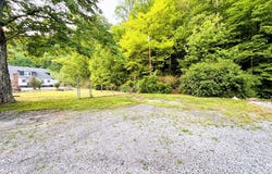 5685 Cherokee Road, ASHLAND, WV 24868