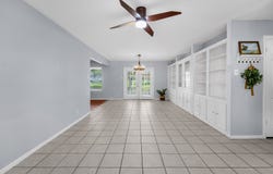 1305 E Colorado, Pearsall, TX 78061