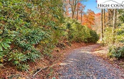 Midway Road, Newland, NC 28657