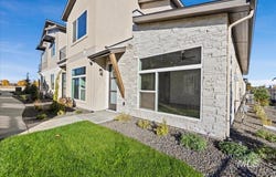 728 S Calhoun Ln, Star, ID 83669