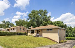 14001 Michael Dr, Irwin, PA 15642
