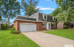 64 Marchelle Avenue, Springfield, IL 62702