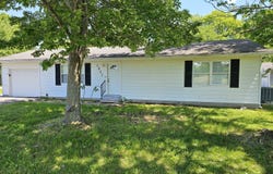 1521 Triangle Street, Mt Vernon, IL 62864