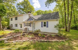 1106 Lakeside Drive, Effort, PA 18330