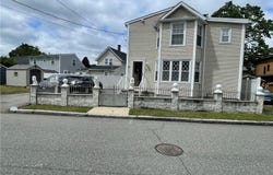50 Washington Avenue, East Providence, RI 02915