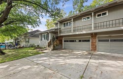 9636 Outlook Drive, Overland Park, KS 66207