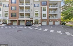 226 BREEDERS CUP Drive, CHERRY HILL, NJ 08002