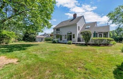89 Belvidere Road, Falmouth, MA 02540