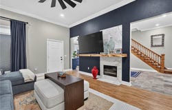 612 N 2nd ST, Ozark, AR 72949