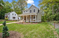 61 Laurel Lane, Black Mountain, NC 28711