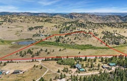 569 Gordon Ct, Livermore, CO 80536