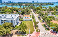 1240 71st St, Miami Beach, FL 33141
