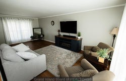 1219 19th St, Aurora, NE 68818