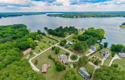 34 Poplar Dr, Ebony, VA 23845