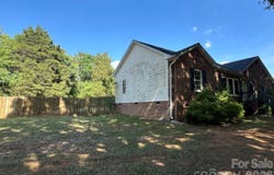 172 Jesse King Road, Advance, NC 27006
