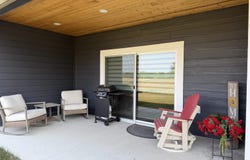 719 Tallgrass Cir, Luverne, MN 56156
