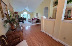 102 Lakeview Dr, Springfield, KY 40069