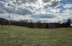 Bennington Lane, Point Pleasant, WV 25550