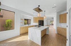 4024 E PARADISE Drive, Phoenix, AZ 85028