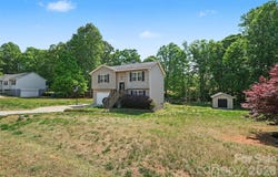 2056 Redberry Lane, Conover, NC 28613