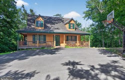 14 VICKIE Way, BASYE, VA 22810