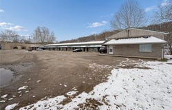2843 River Rd, Vandergrift, PA 15690