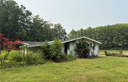 3085 State Road, Rock Creek, OH 44084