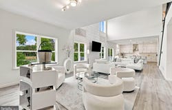 4 REIN Drive, STEVENS, PA 17578