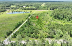 15926 FM 105, Vidor, TX 77662