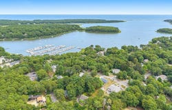 20 Mutiny Way, Mashpee, MA 02649